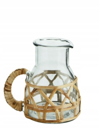 Dzbanek w bambusowej osłonce