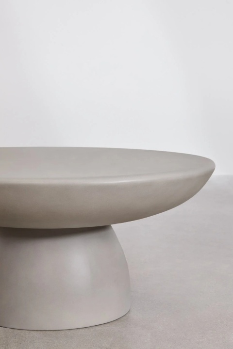 Okrągły stolik kawowy Ø70 cm z cementu Zenadia sand grey