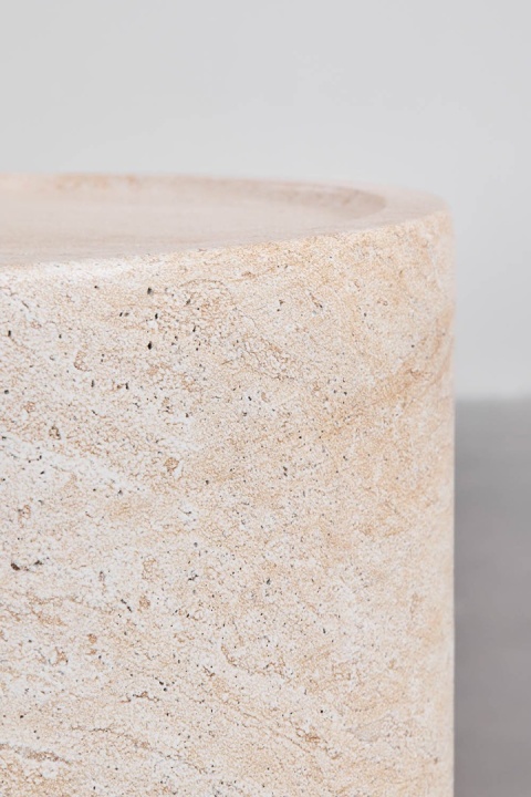 Okrągły stolik nocny Ø35 cm z cementu Darwys